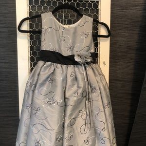 Children's dress